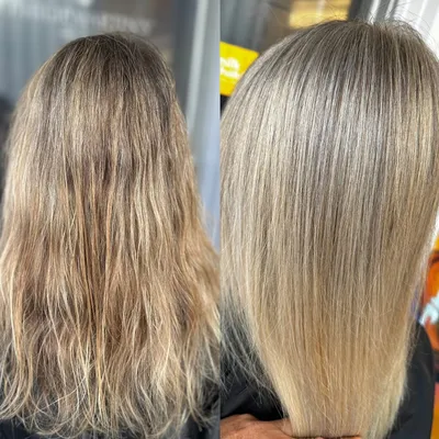 Vorher und nachher: lange Haare, danach glattes Aschblond